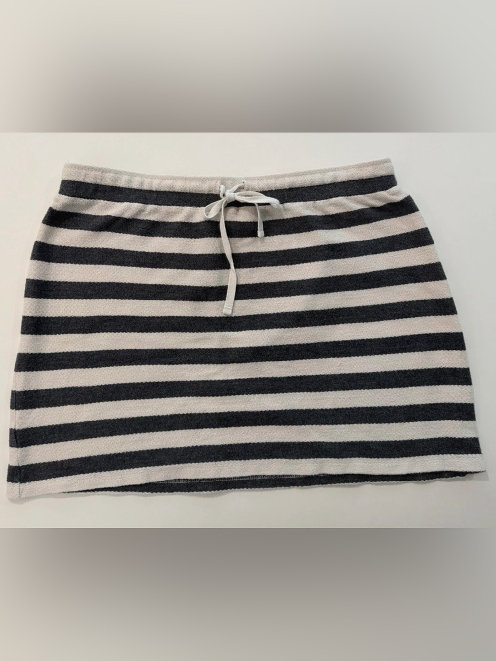 LOFT Striped Sweatshirt Mini Skirt Women's M Black Cream Drawstring Coastal